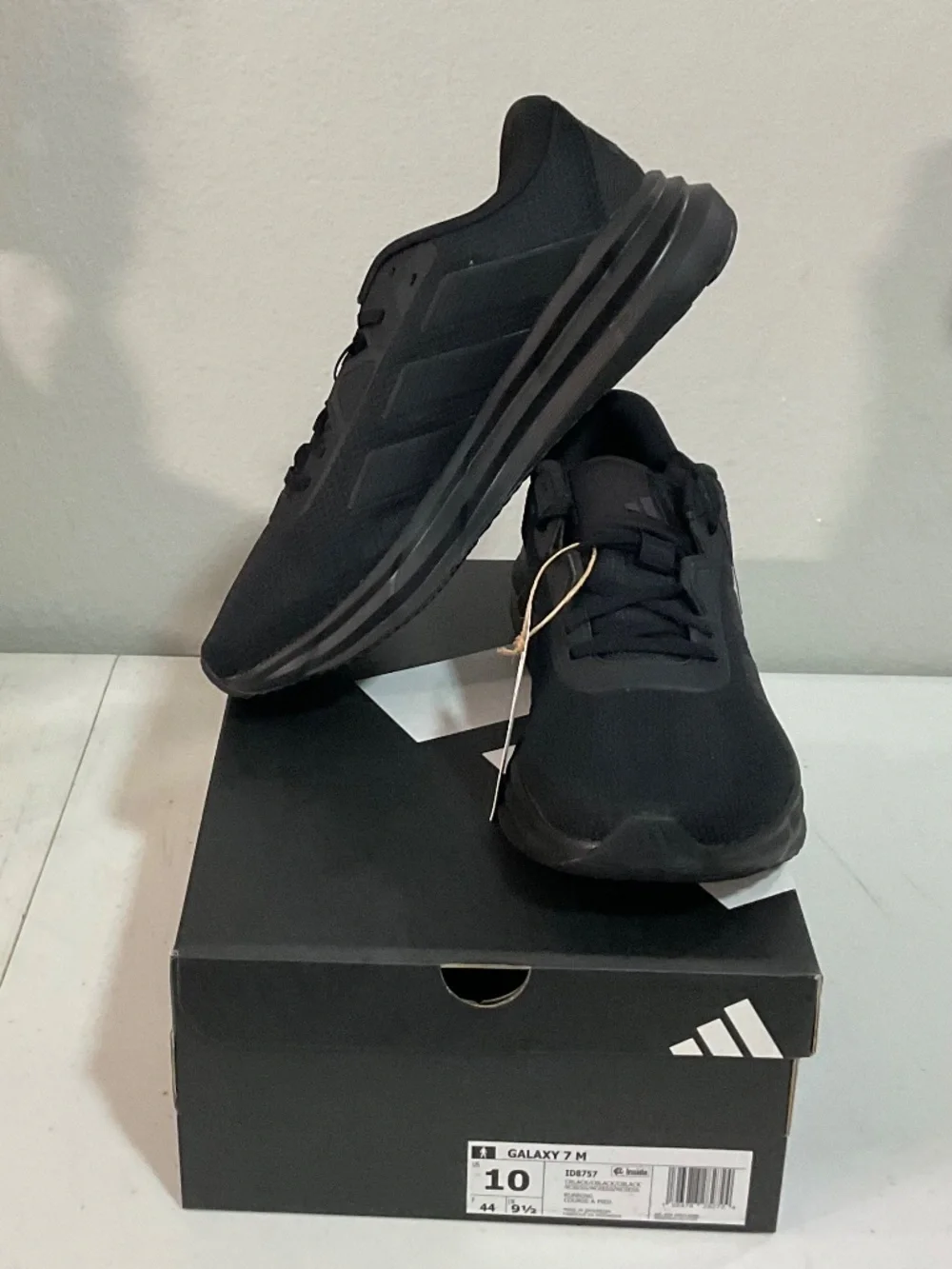 adidas men GALAXY 7 Running Shoes.